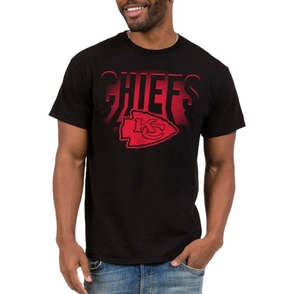 NFL Chiefs Black and Red Graphic Tee